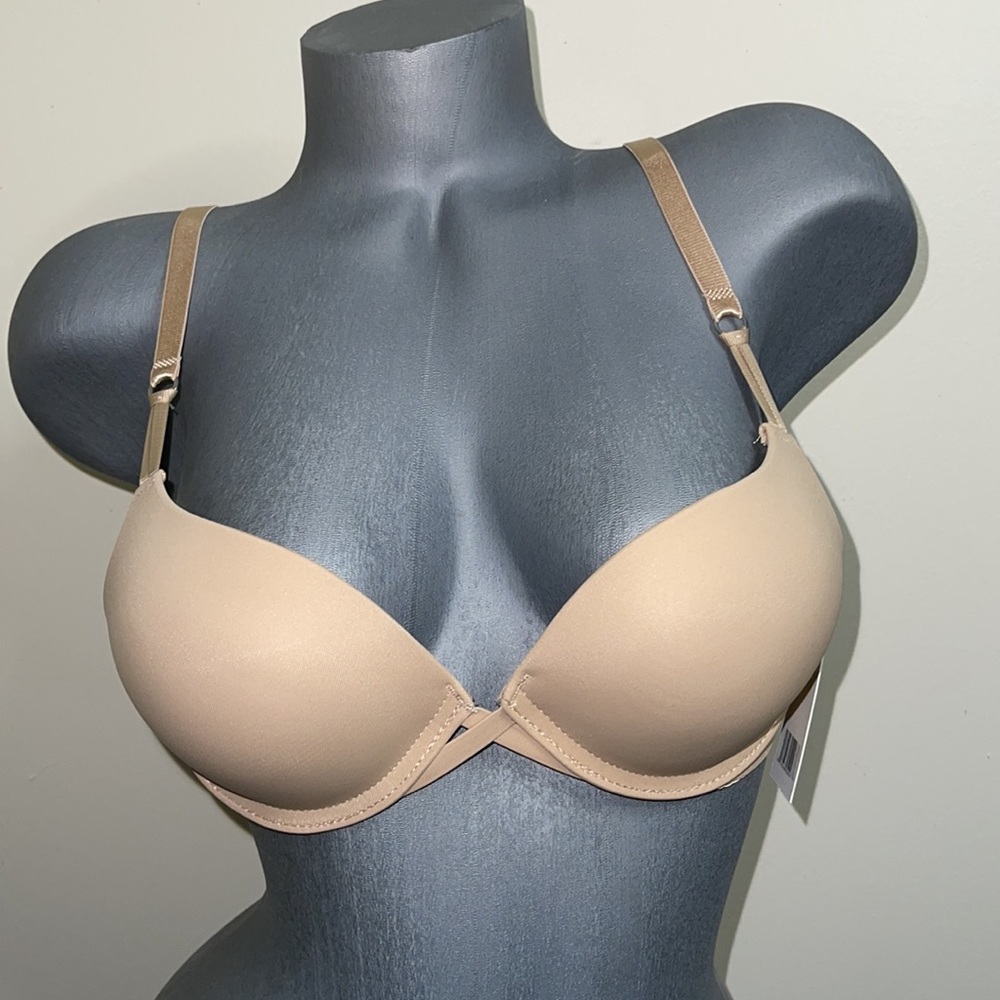 SUPER PUSH UP EXTREME PADDED PUSH UP ADD 2 CUP SIZE BOMBSHELL BRA.